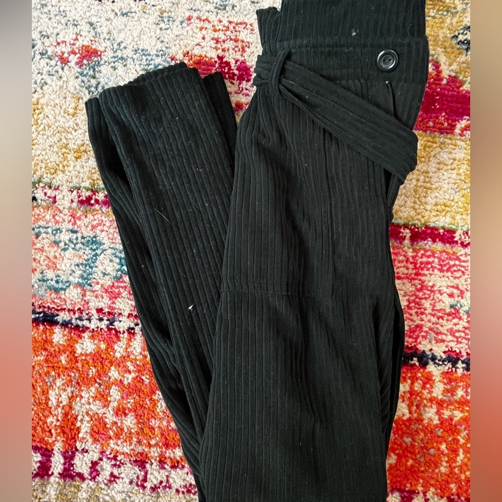 Green Corduroy-like Pants